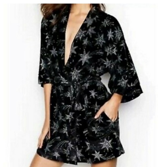 Victoria's Secret Other - Victoria’s Secret Velvet Star Robe